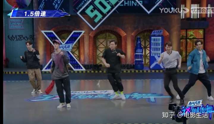 精彩比赛频频上演，观众乐不可支